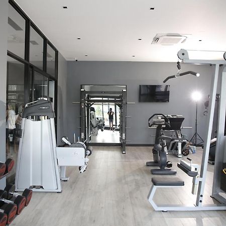 Club45 Kham Yai Exterior photo